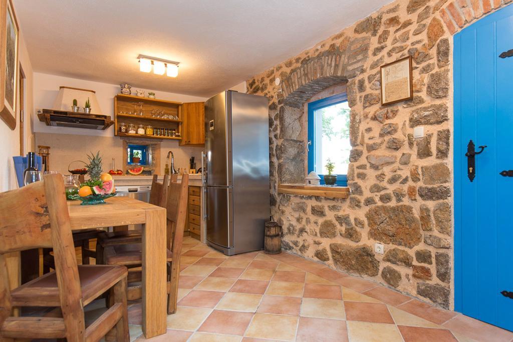 Villa Marevic Vrh  Εξωτερικό φωτογραφία